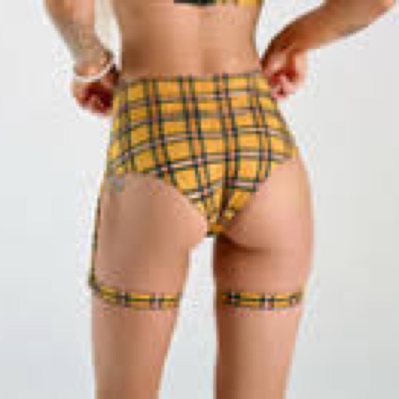 CLUELESS - LUX BASIX HIGH WAISTED BOTTOMS WITH GARTER - LIMITED ED. - Picture 2 of 7